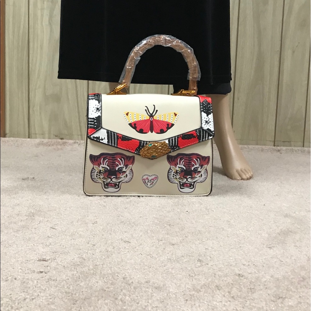 Purse - Picture 3 of 4